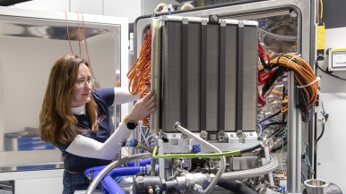 The fuel-cell stack on the test bench in Stuttgart-Feuerbach